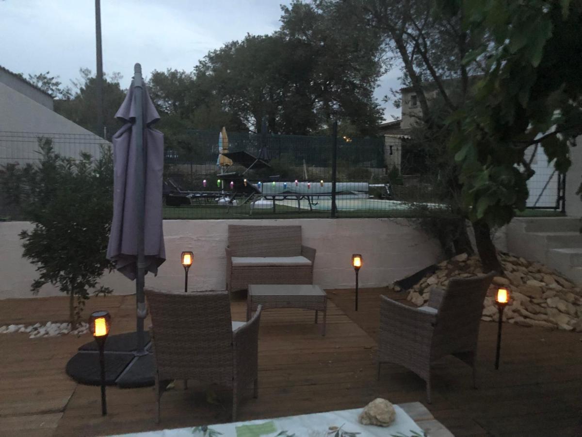 Gite Climatise Avec Piscine Sur Les Hauteurs De 볼렌느 외부 사진